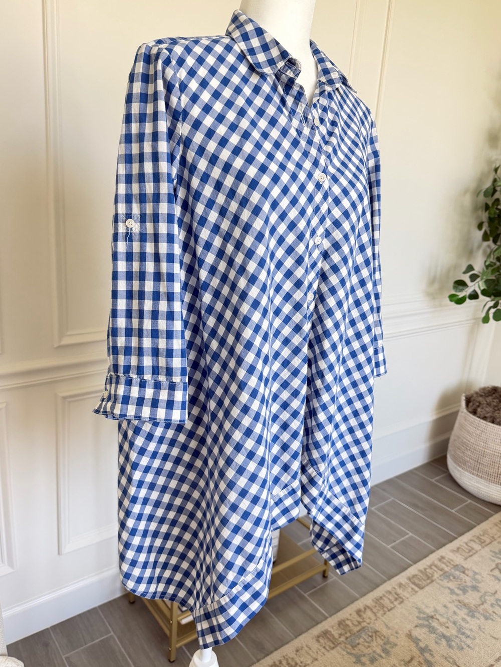 Anne Klein Blue Gingham Shirt Coastal Preppy Hamptons Chic Roll Tab Euro Summer - Picture 6 of 15
